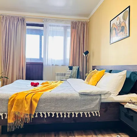 Mountain View Old Town Almaty Apartment Exterior photo