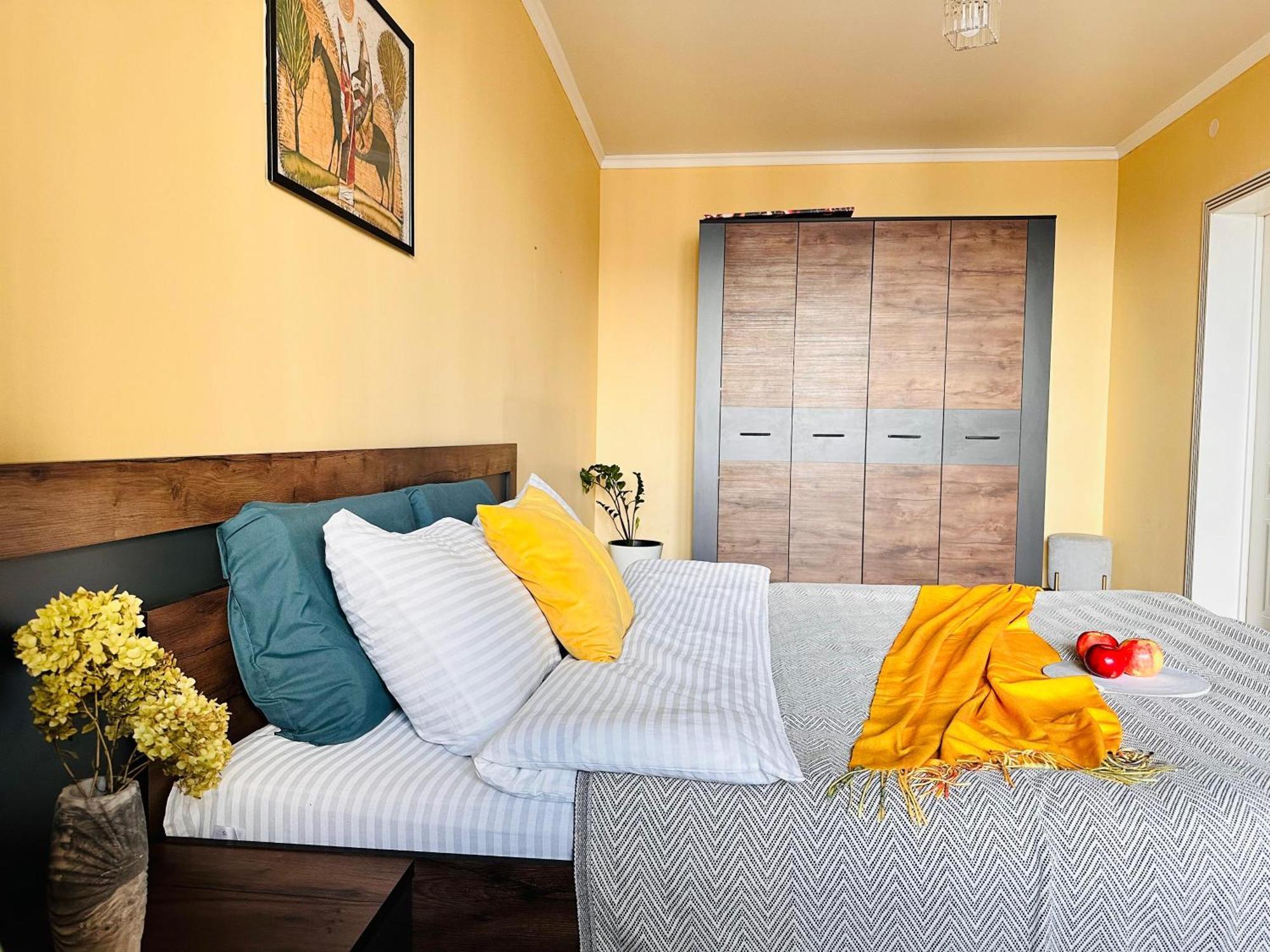 Mountain View Old Town Apartment *